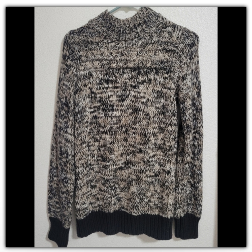 Philosophy chunky knit sweater size large